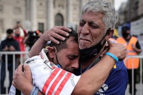 开云体育登录-阿甲劲旅争霸，河床对决博卡青年()