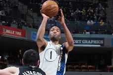 开云-雄鹿再次获胜，击败步行者保持领先地位()