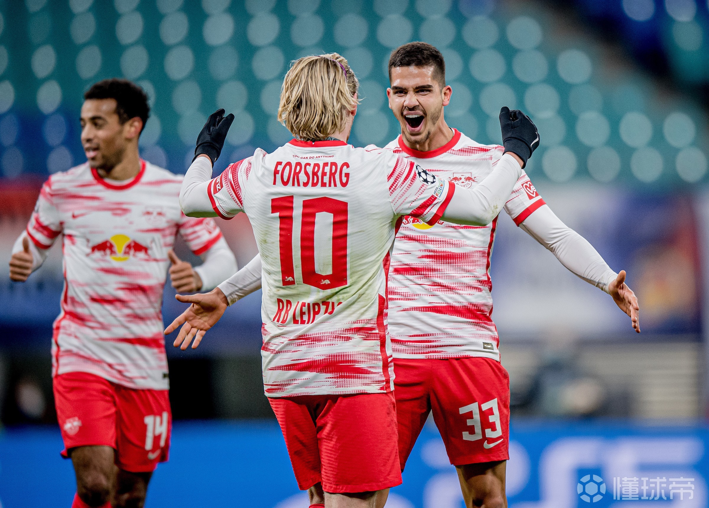 开云体育app-曼城主场不敌RB莱比锡，遗憾失利()  第1张