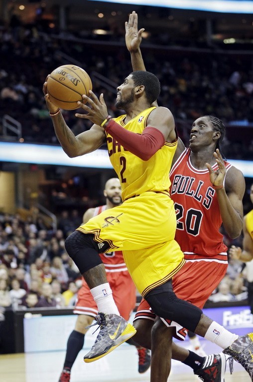 拜纳姆狂砍分带队奇袭太阳一胜随高速列车夺胜()  第2张